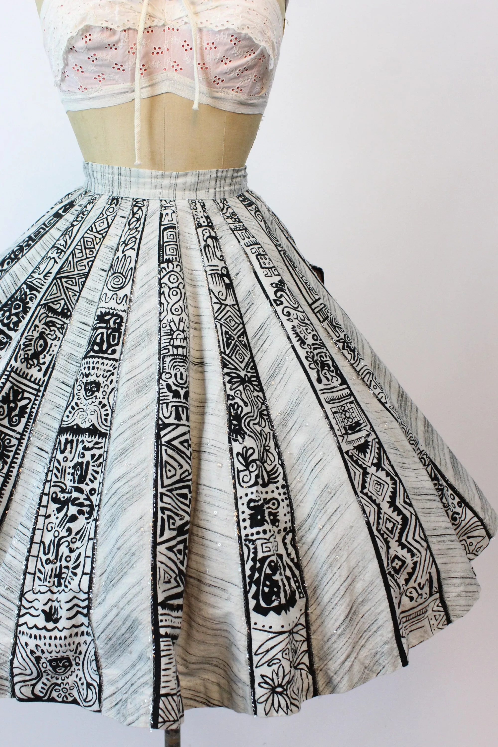 1950s mexican CIRCLE SEQUIN skirt xs | new spring summer