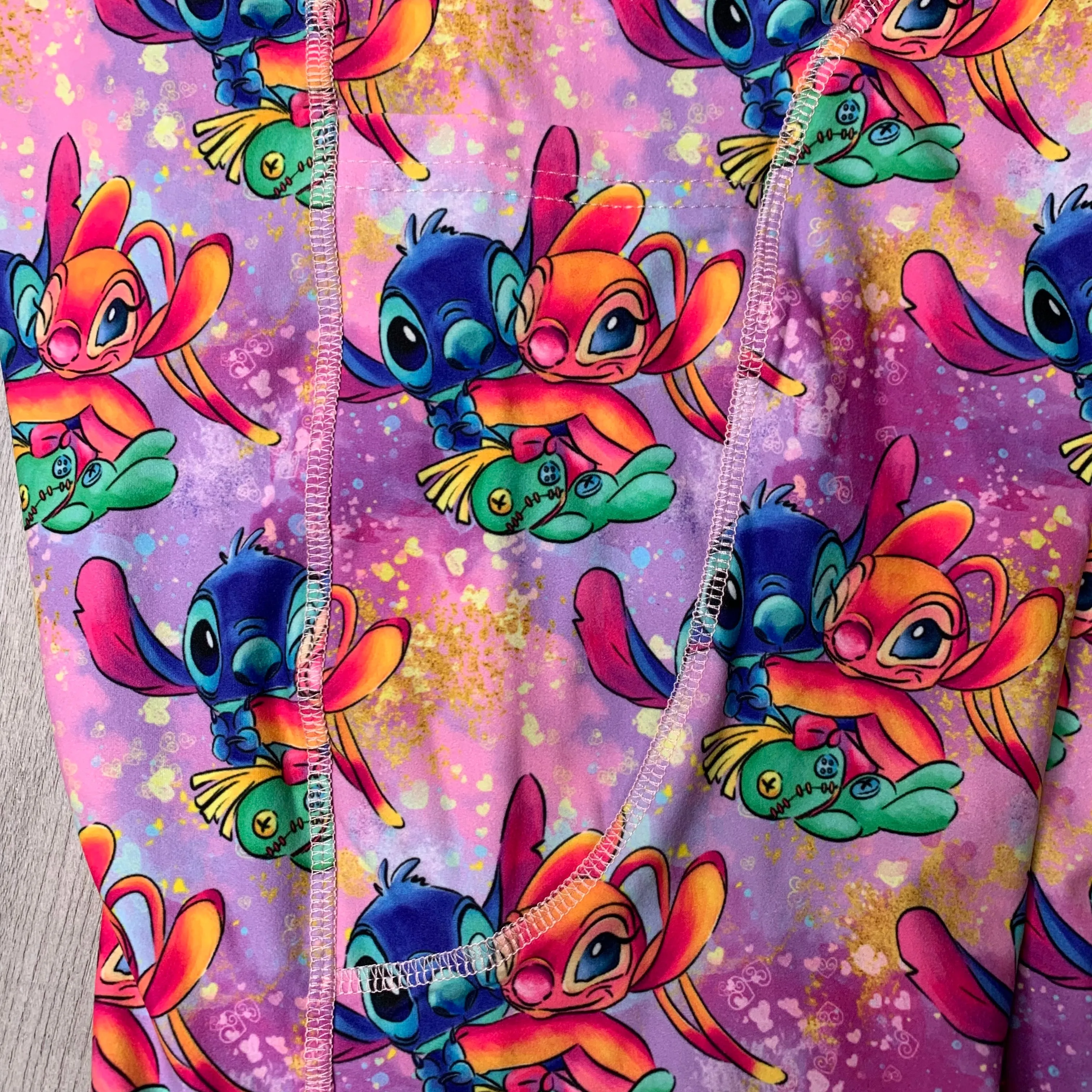 Alien Love Soft Leggings w/ Double Pockets