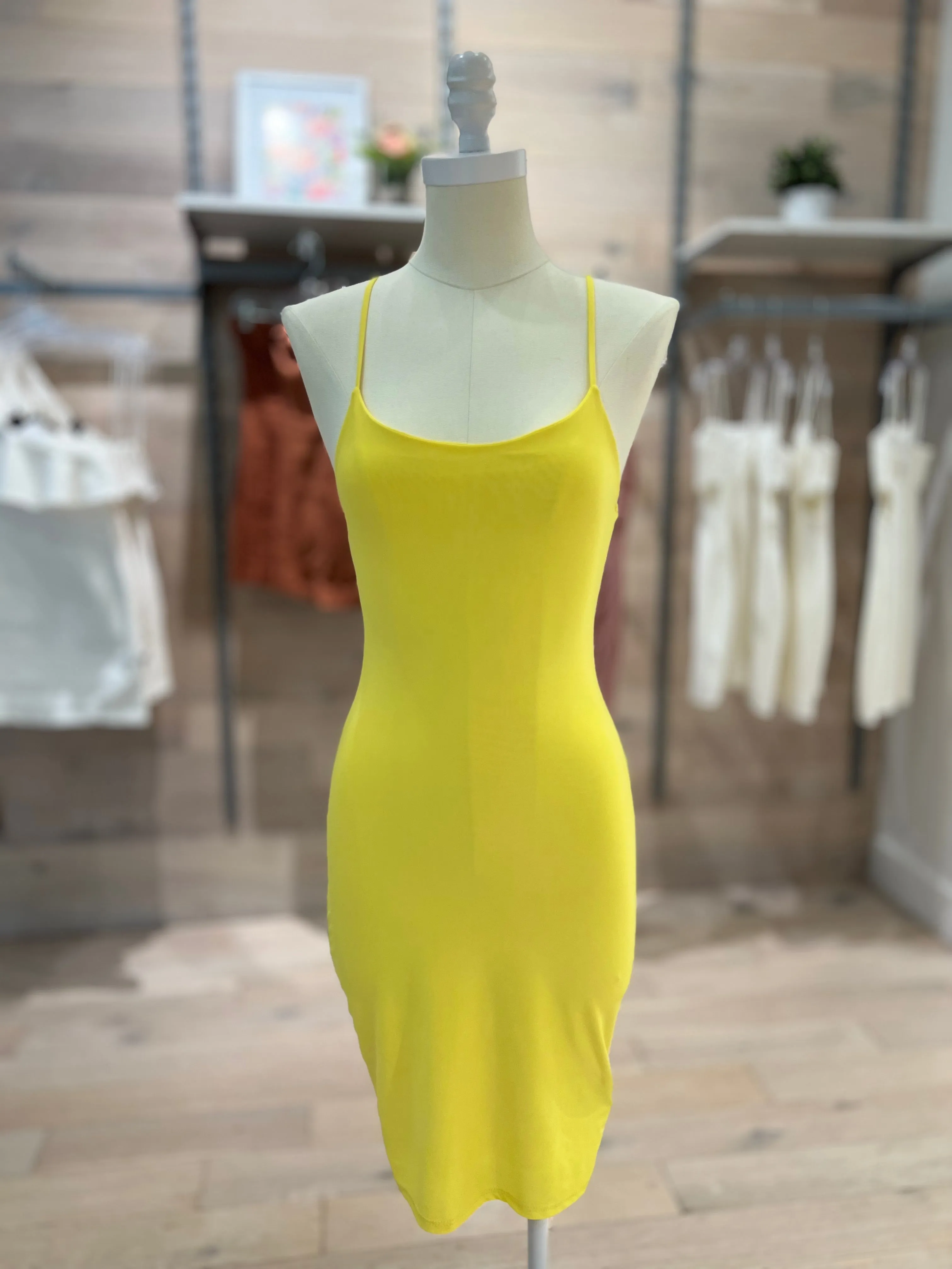 Diamond dress, Yellow