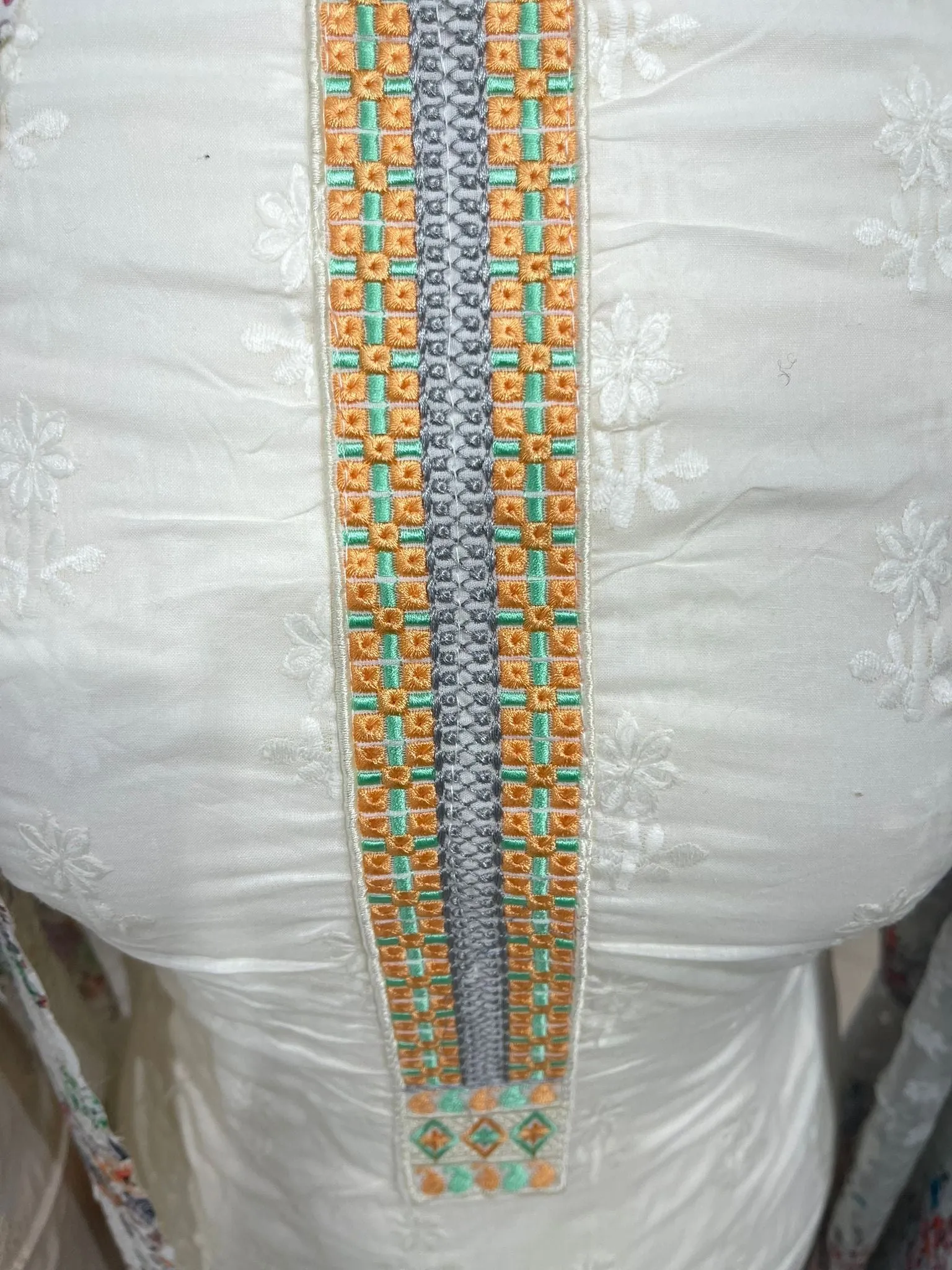 EMBROIDERED COTTON WITH BRASSO DUPATTA