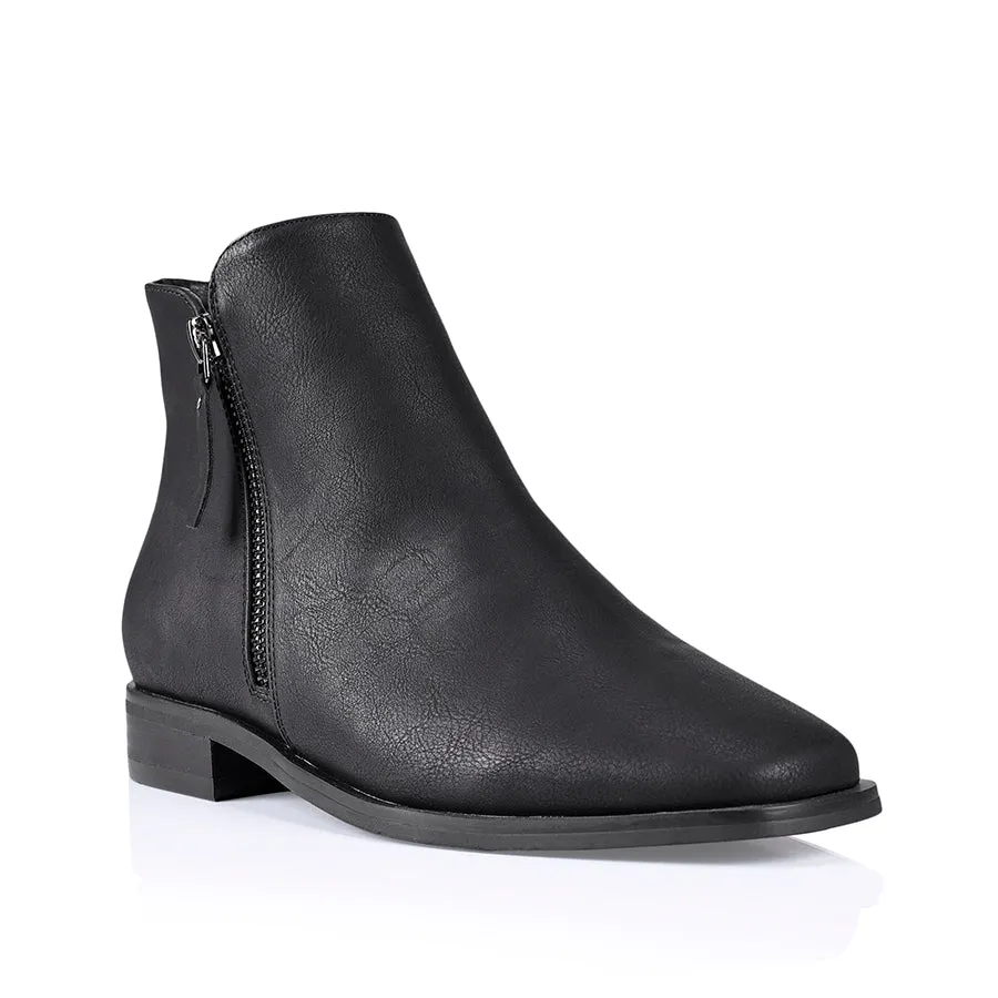 Hawk Ankle Boots - Black