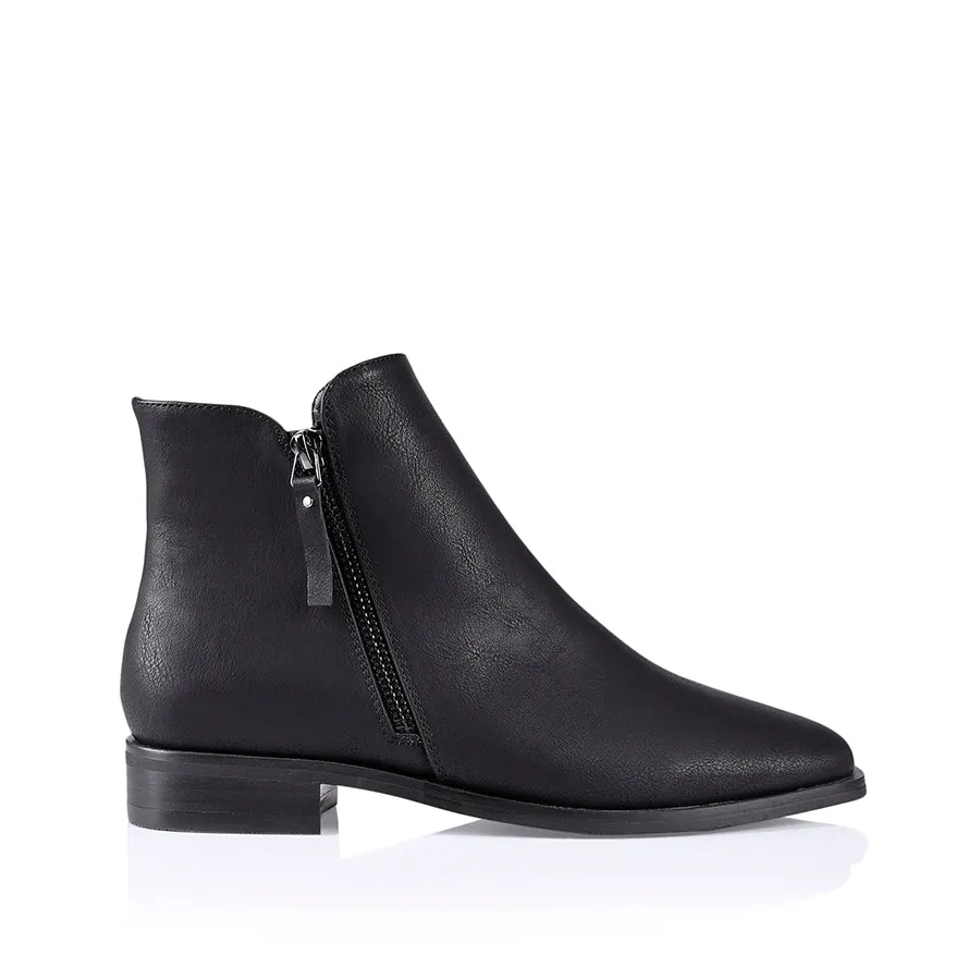 Hawk Ankle Boots - Black