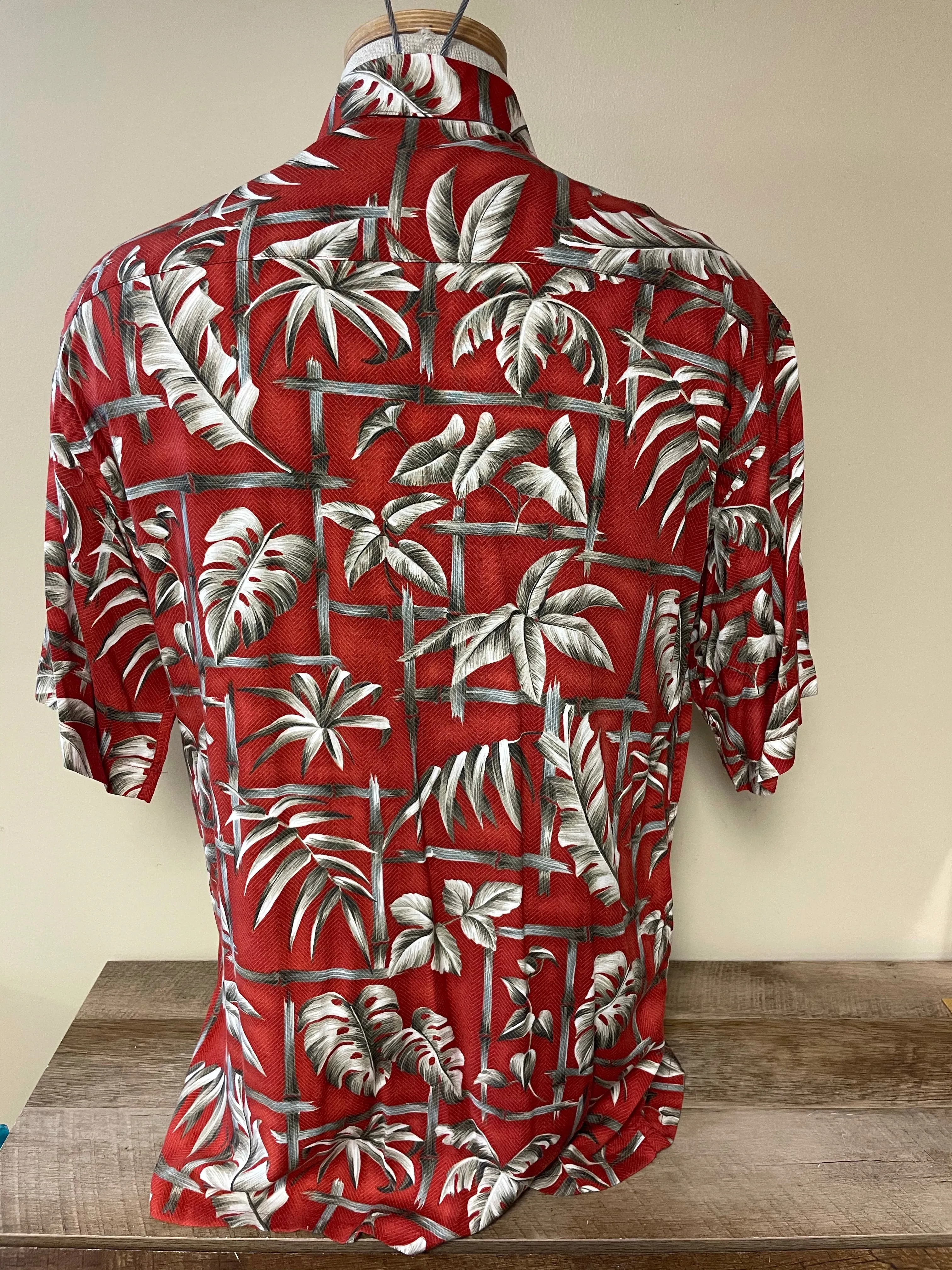 Mens ST JOHNS BAY Rayon Caribbean Island Camp Shirt Medium Palm Tree Pocket