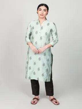 Pastel Embroidered Casual Kurta