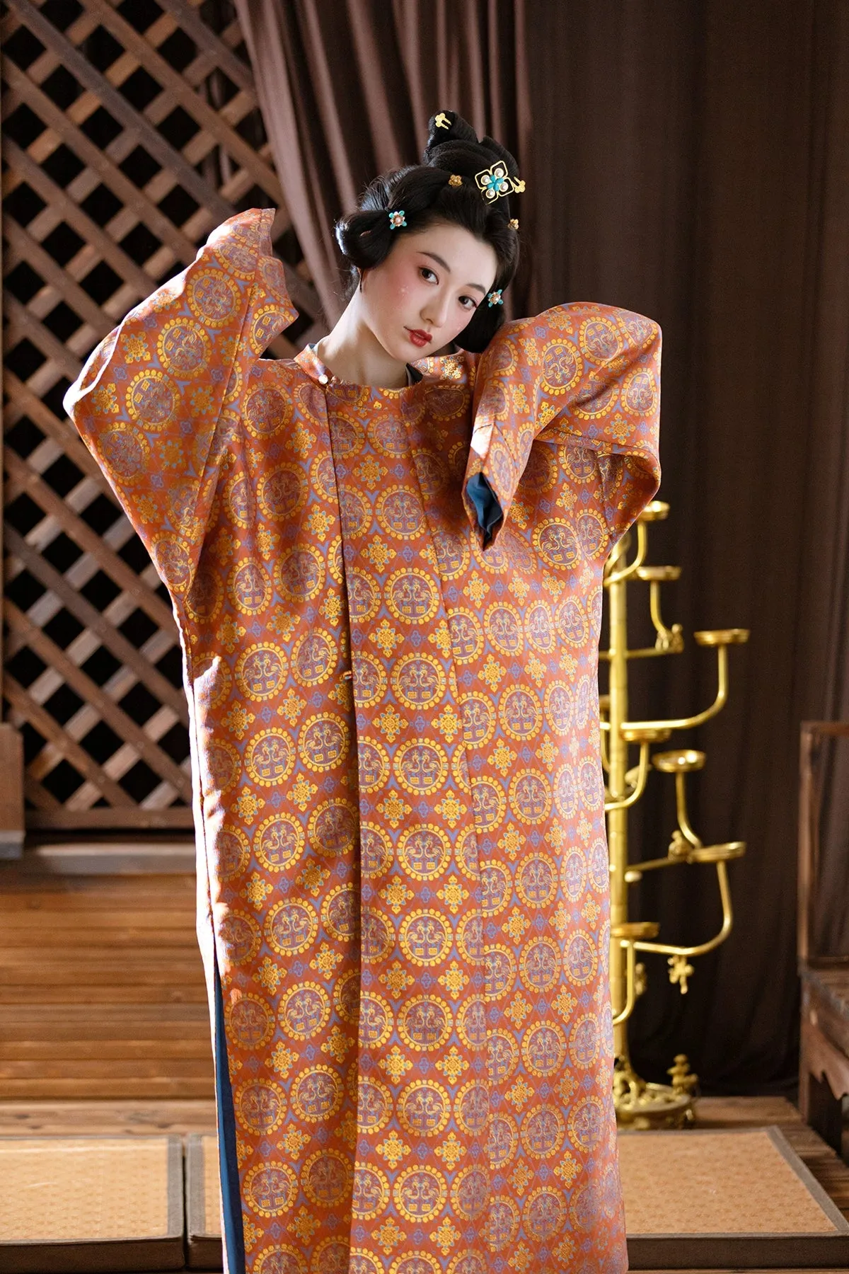 Pearl Birds 团窠联珠对鸟纹 Brocade Unisex Yuanlingpao Round Collar Robe