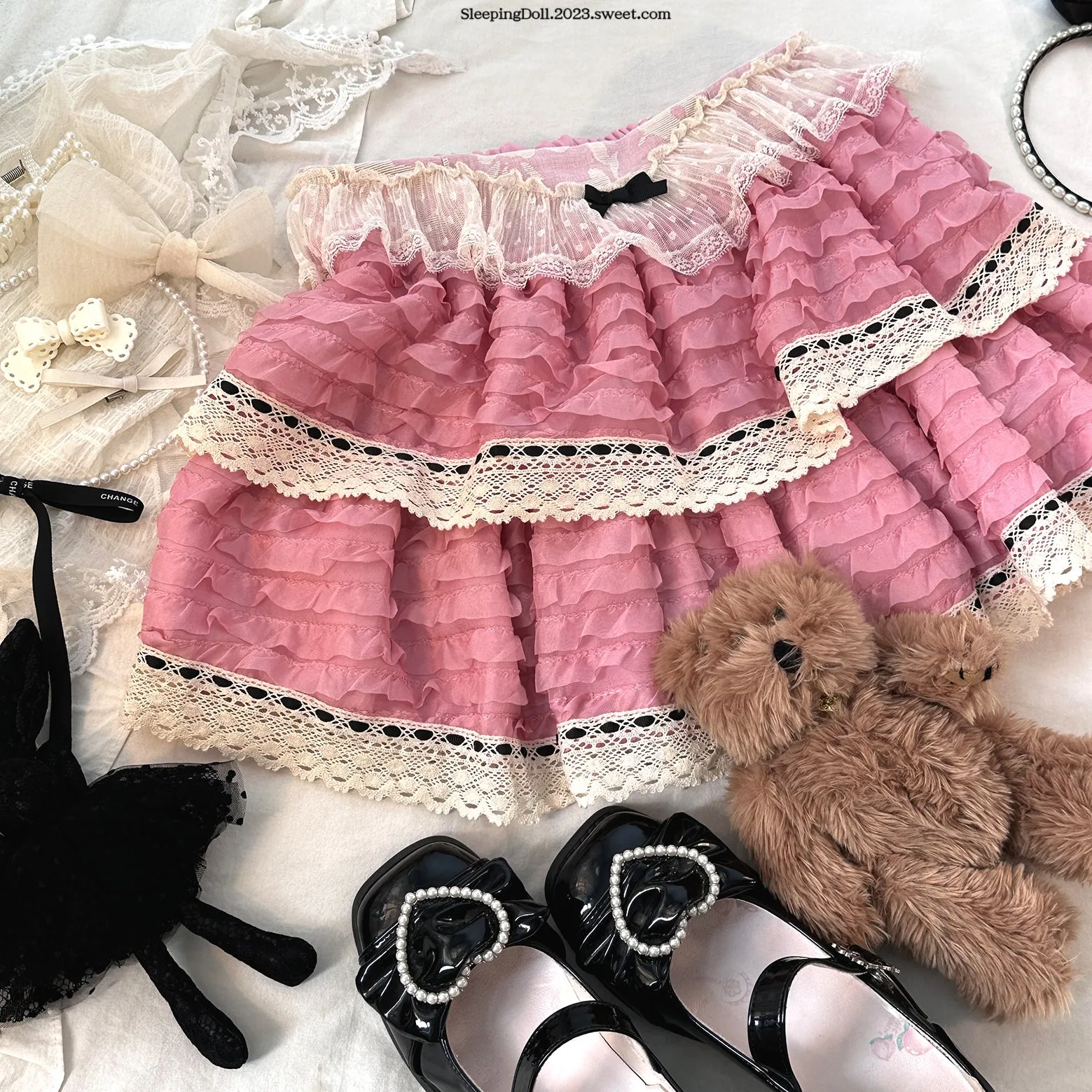 sleepingdoll Cake Layered Lace Retro High Waist Skirt