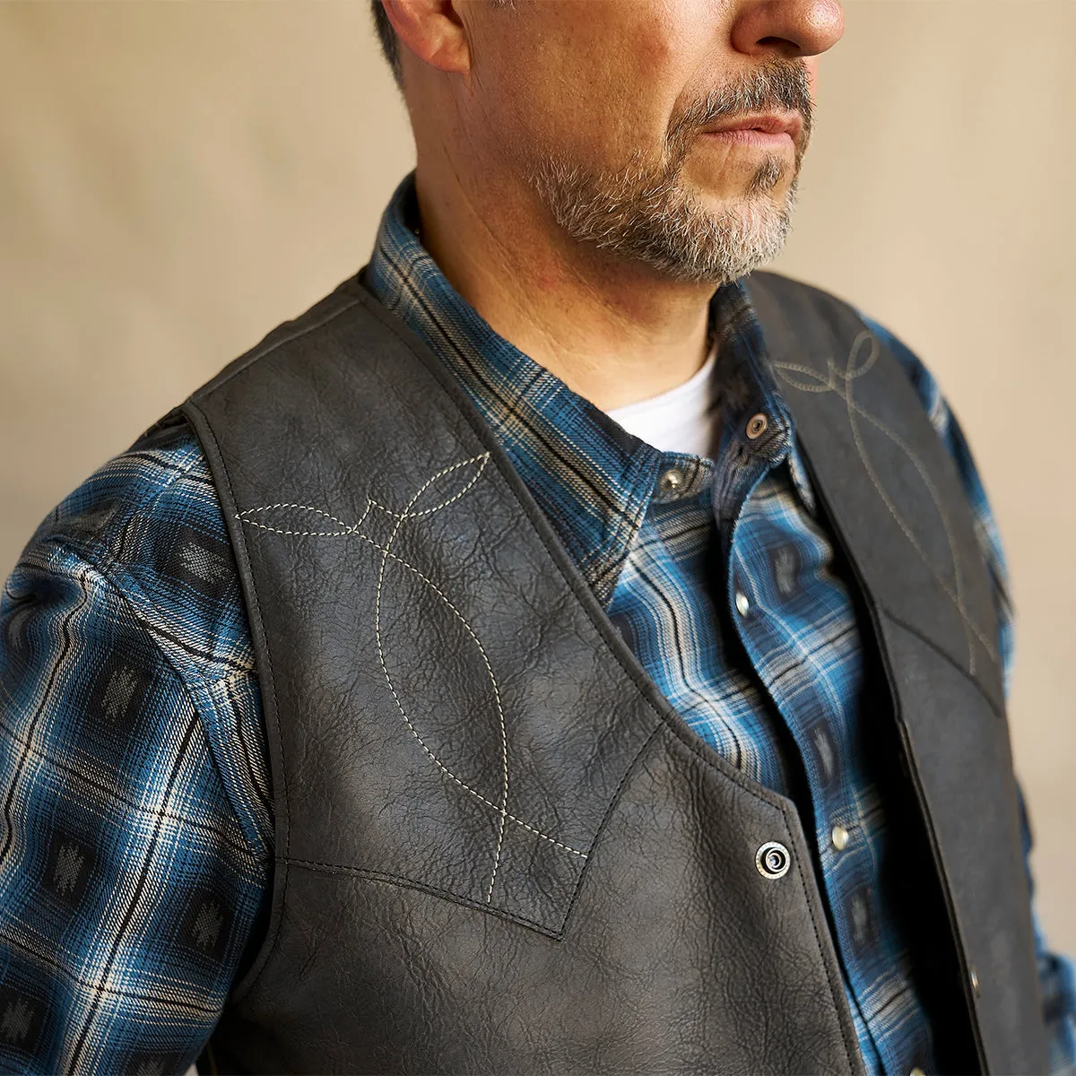 The Bison Austin Vest No.450 | Charcoal