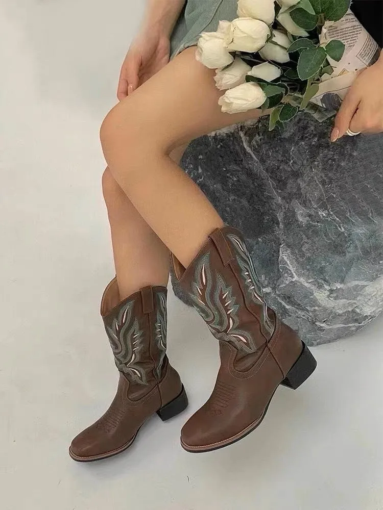 Vintage Embroidered V Martin Boots Women's Summer Brown Boots with Chunky Heels Subnet Red Knight Boots Short Boots Western Cowboy Boot 34-44